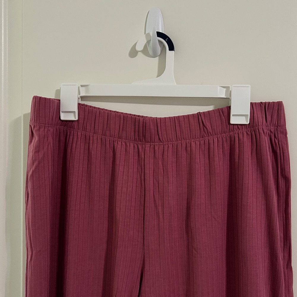 Cuddl Duds Wide Leg Ribbed Crop - Picture 2 of 5